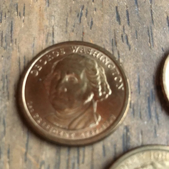 5 Presidental goldtone dollars - Picture 2 of 8